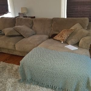 Blue/green textured accent throw blanket